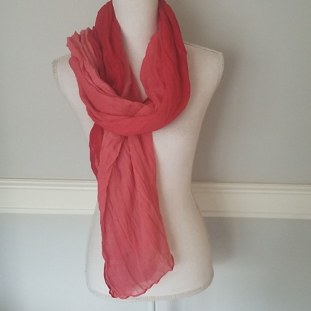 Liz Claiborne red and pink scarf 